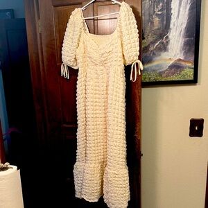 Dress Cream Textured Puff Sleeve